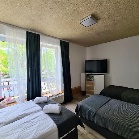 Apartamenty Katarina Ustrzyki Dolne Exterior photo